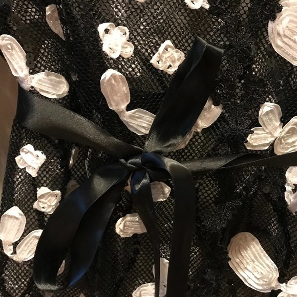 Lacy Sheer & Embellished Ladies Jacket - Picture 6 of 9